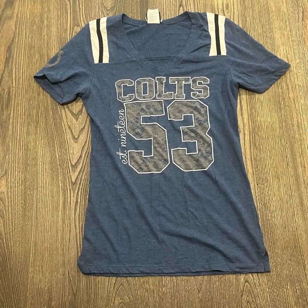 NFL x Team Apparel 53 Indianapolis Colts Tee V-Neck Graphic Print Blue Size S